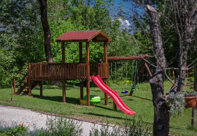 Ferienhaus in Rakovica - Ferienhaus in Rakovica mit Terrasse, W-LAN, Waschmaschine (4488-1) Ferienhaus in Rakovica - Ferienhaus in Rakovica mit Terrasse, W-LAN, Waschmaschine (4488-1)