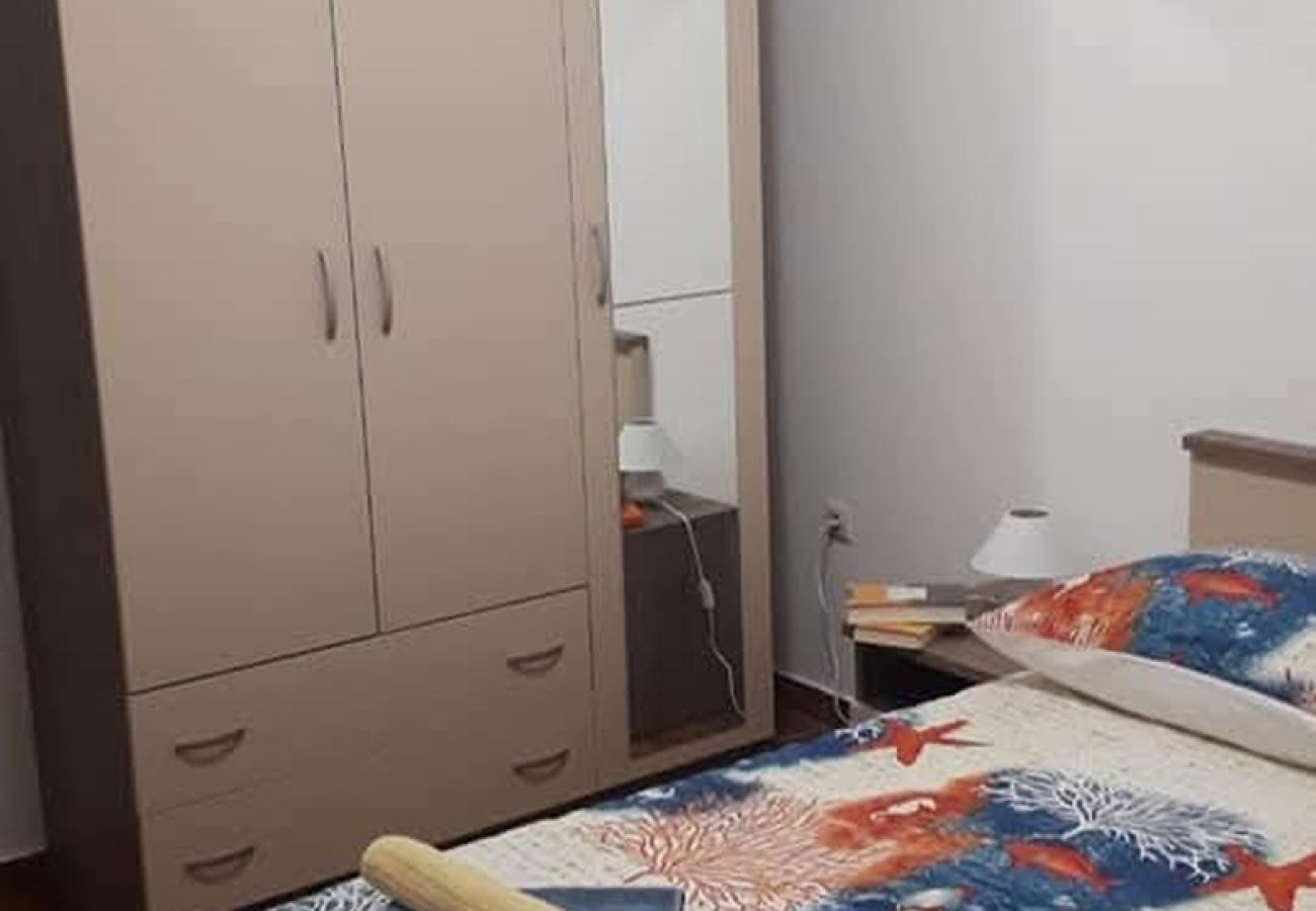 Ferienwohnung in Vrsi - Ferienwohnung in Vrsi mit Balkon, Klimaanlage, W-LAN (4494-2)