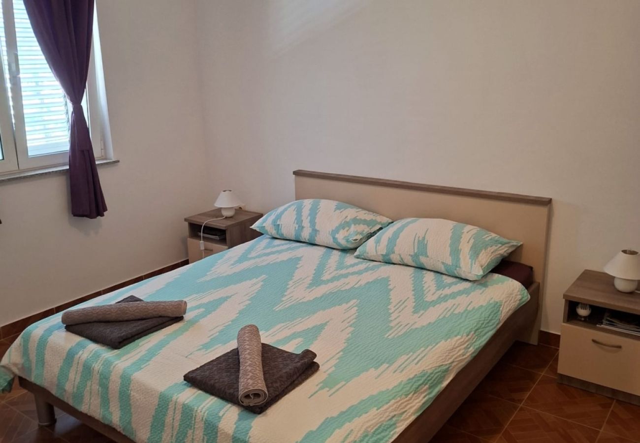Ferienwohnung in Vrsi - Ferienwohnung in Vrsi mit Balkon, Klimaanlage, W-LAN (4494-3)