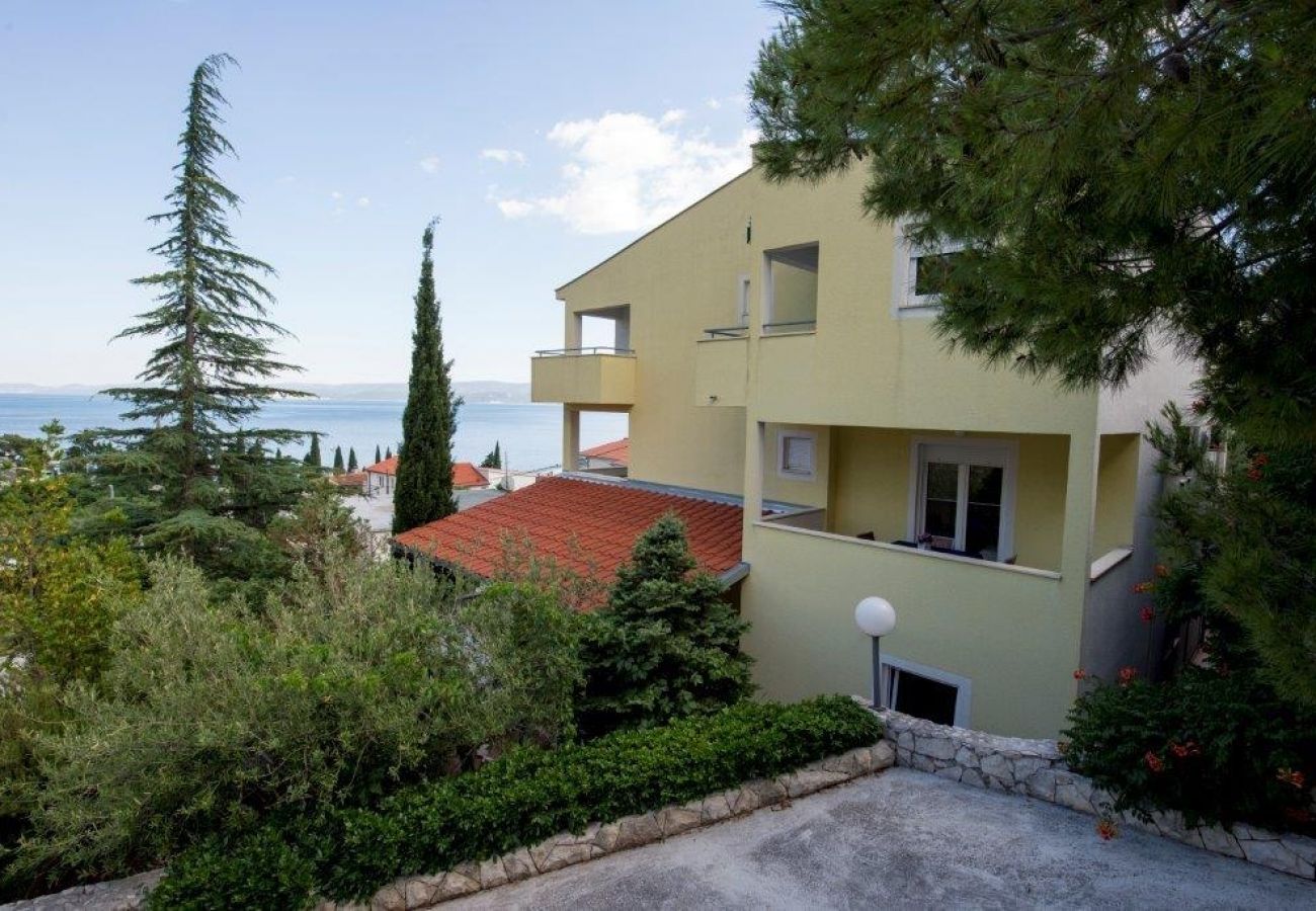 Ferienwohnung in Duce - Ferienwohnung in Duće mit Meerblick, Balkon, Klimaanlage, W-LAN (132-2)