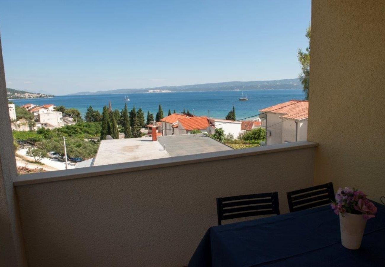 Ferienwohnung in Duce - Ferienwohnung in Duće mit Meerblick, Balkon, Klimaanlage, W-LAN (132-6)