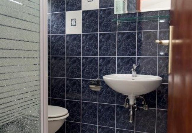 Studio in Duce - Studioapartment in Duće mit Meerblick, Balkon, Klimaanlage, W-LAN (132-4) Studio in Duce - Studioapartment in Duće mit Meerblick, Balkon, Klimaanlage, W-LAN (132-4)