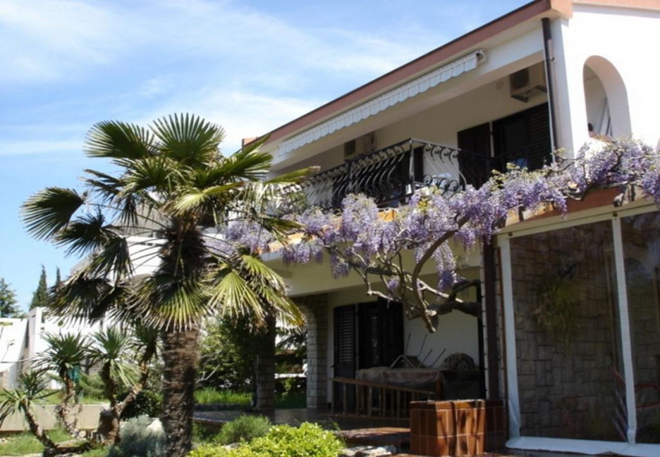 Ferienwohnung in Punat - Ferienwohnung in Punat mit Meerblick, Terrasse, Klimaanlage, W-LAN (4526-1)