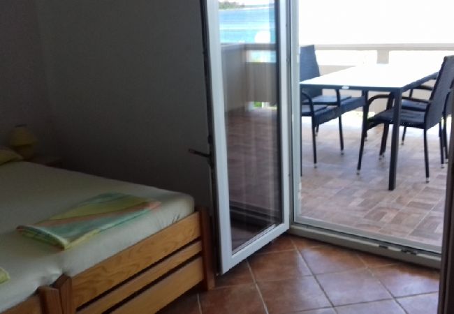 Ferienwohnung in Vir - Ferienwohnung in Vir mit Meerblick, Terrasse, Klimaanlage, W-LAN (4472-2) Ferienwohnung in Vir - Ferienwohnung in Vir mit Meerblick, Terrasse, Klimaanlage, W-LAN (4472-2)