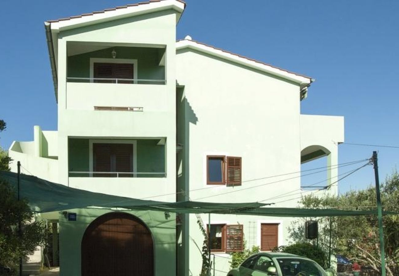 Ferienwohnung in Ždrelac - Ferienwohnung in Ždrelac mit Meerblick, Loggia, Klimaanlage, W-LAN (4565-1)