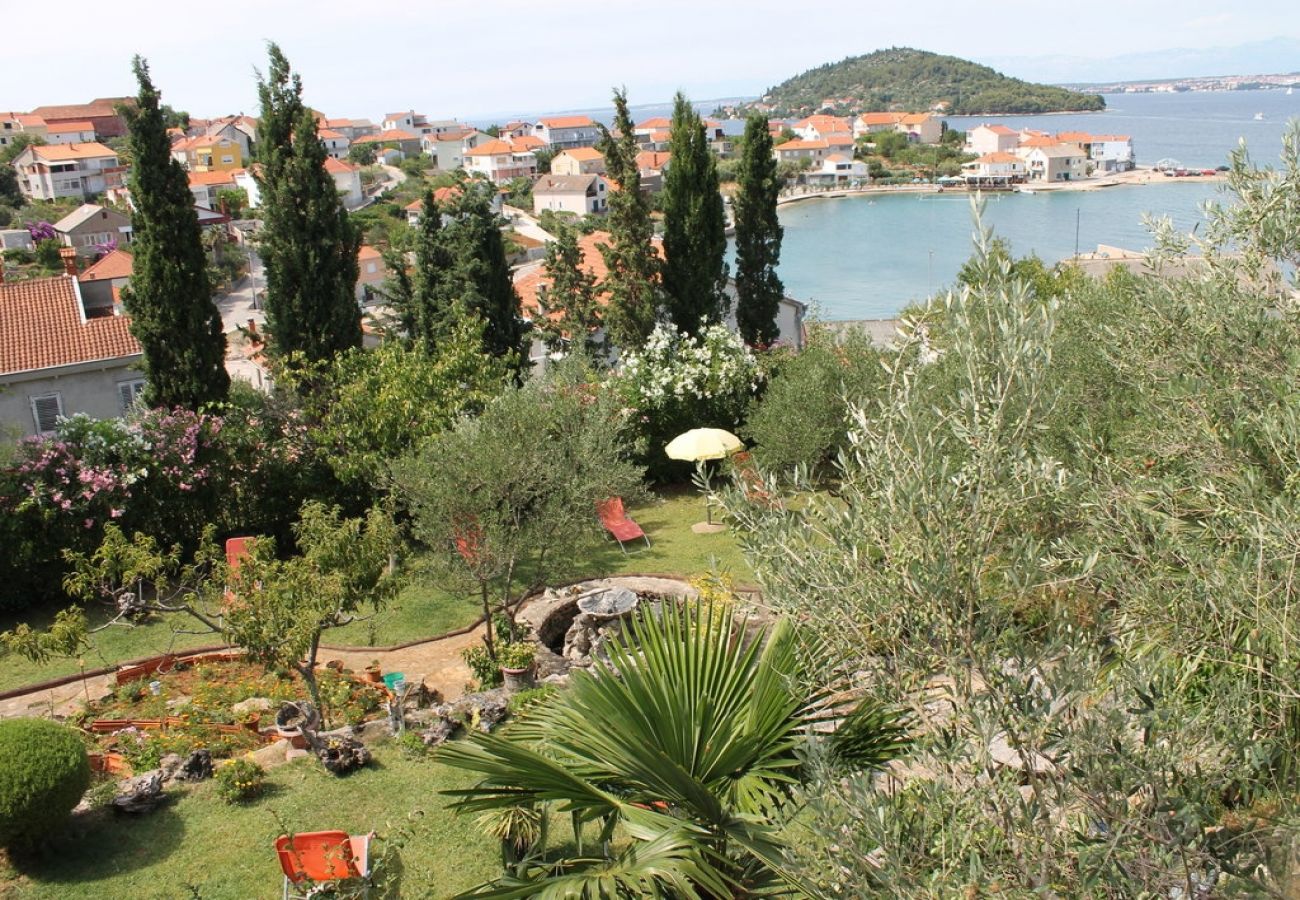 Ferienwohnung in Kali - Ferienwohnung in Kali mit Meerblick, Balkon, Klimaanlage, W-LAN (4566-1)