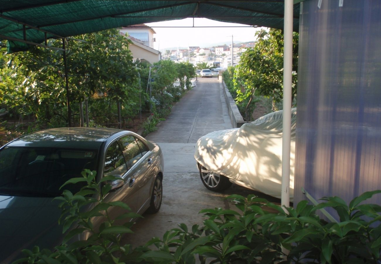 Ferienwohnung in Kukljica - Ferienwohnung in Kukljica mit Meerblick, Terrasse, Klimaanlage, W-LAN (4567-1)