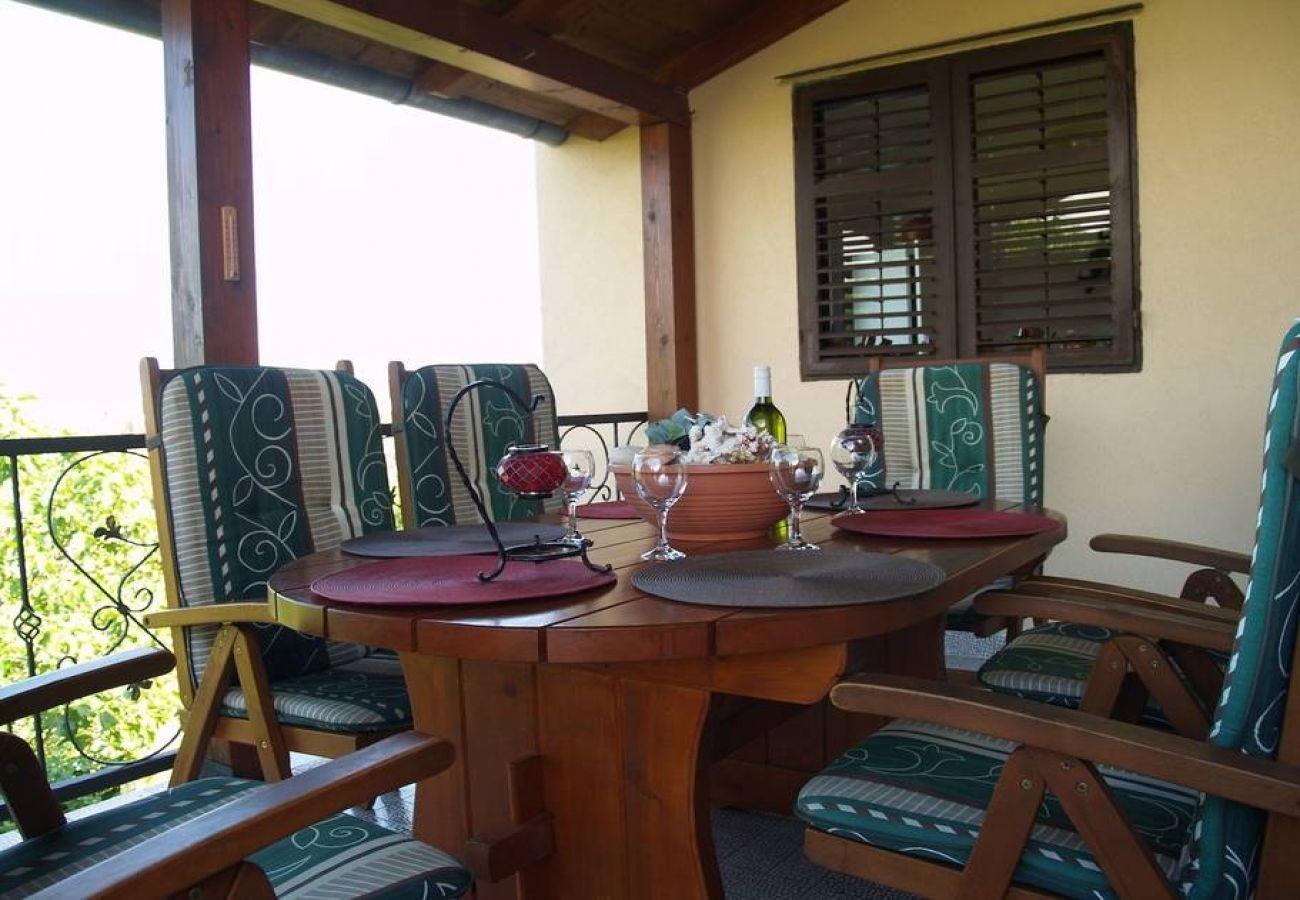 Ferienhaus in Kukljica - Ferienhaus in Kukljica mit Meerblick, Terrasse, Klimaanlage, W-LAN (4572-1)