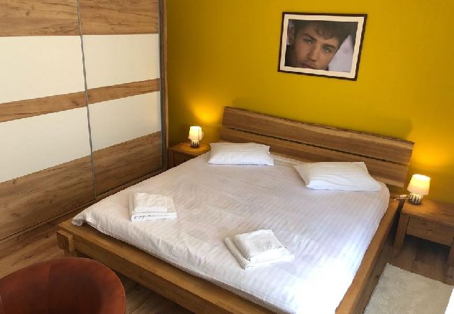 Ferienhaus in Zadar - Ferienhaus in Zadar mit Balkon, Klimaanlage, W-LAN, Waschmaschine (4576-1) Ferienhaus in Zadar - Ferienhaus in Zadar mit Balkon, Klimaanlage, W-LAN, Waschmaschine (4576-1)