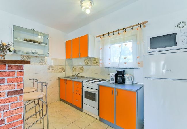 Ferienwohnung in Vir - Ferienwohnung in Vir mit Terrasse, Klimaanlage, W-LAN (4592-1) Ferienwohnung in Vir - Ferienwohnung in Vir mit Terrasse, Klimaanlage, W-LAN (4592-1)