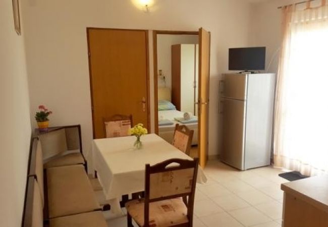 Ferienwohnung in Vir - Ferienwohnung in Vir mit Terrasse, Klimaanlage, W-LAN (4594-1) Ferienwohnung in Vir - Ferienwohnung in Vir mit Terrasse, Klimaanlage, W-LAN (4594-1)