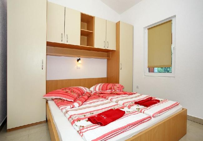Ferienwohnung in Vir - Ferienwohnung in Vir mit Meerblick, Balkon, Klimaanlage, W-LAN (4595-4) Ferienwohnung in Vir - Ferienwohnung in Vir mit Meerblick, Balkon, Klimaanlage, W-LAN (4595-4)