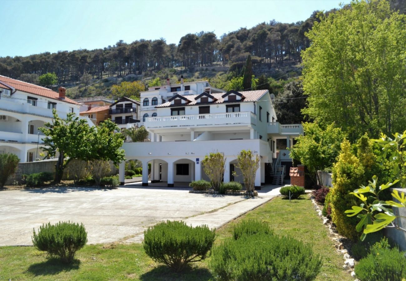 Ferienwohnung in Lopar - Ferienwohnung in Lopar mit Meerblick, Terrasse, Klimaanlage, W-LAN (4607-6)