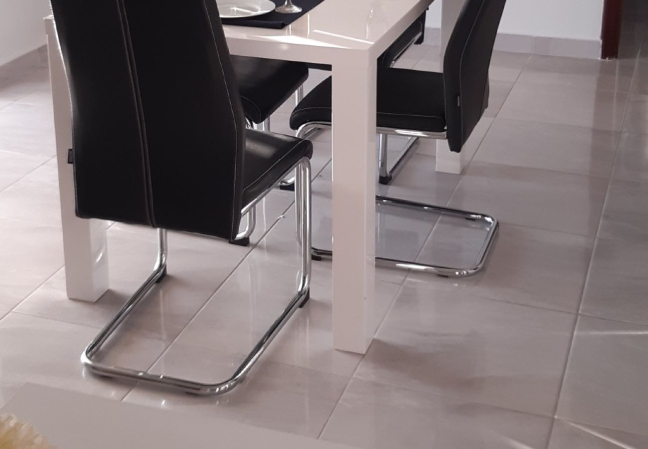 Ferienwohnung in Kampor - Ferienwohnung in Kampor mit Meerblick, Terrasse, Klimaanlage, W-LAN (4610-1)