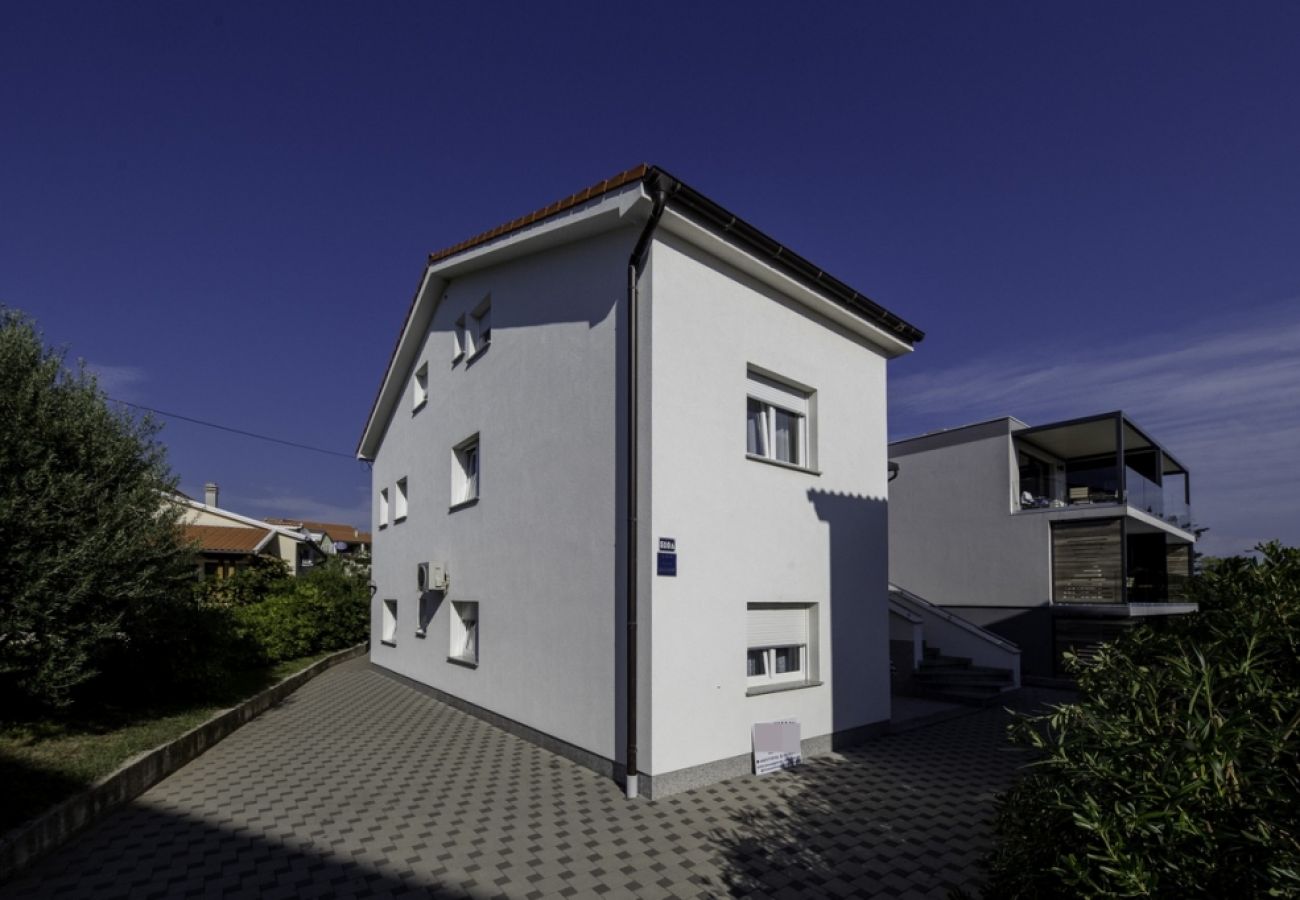 Ferienwohnung in Lopar - Ferienwohnung in Lopar mit Terrasse, Klimaanlage, W-LAN, Spülmaschine (4612-1)