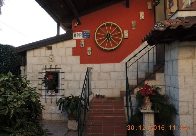 Ferienwohnung in Umag - Ferienwohnung in Umag mit Klimaanlage, W-LAN (4222-1) Ferienwohnung in Umag - Ferienwohnung in Umag mit Klimaanlage, W-LAN (4222-1)