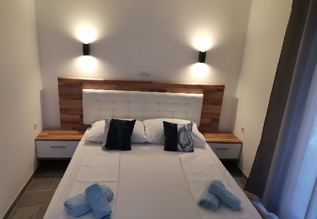 Ferienwohnung in Lopar - Ferienwohnung in Lopar mit Terrasse, Klimaanlage, W-LAN (4620-1) Ferienwohnung in Lopar - Ferienwohnung in Lopar mit Terrasse, Klimaanlage, W-LAN (4620-1)