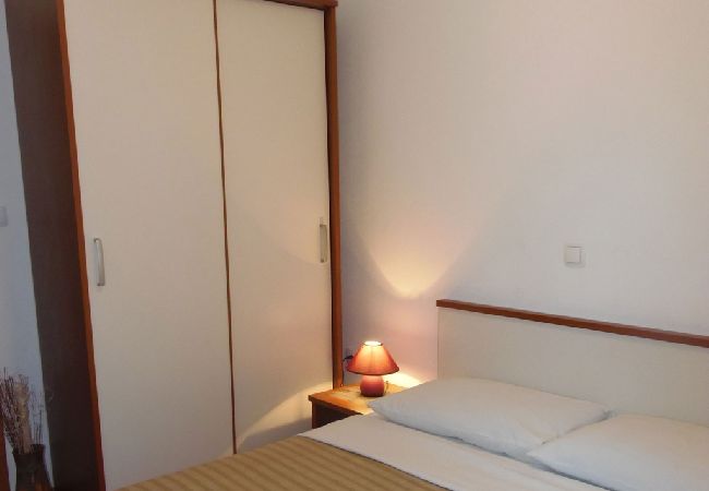 Ferienwohnung in Dramalj - Ferienwohnung in Dramalj mit Meerblick, Balkon, Klimaanlage, W-LAN (4623-3) Ferienwohnung in Dramalj - Ferienwohnung in Dramalj mit Meerblick, Balkon, Klimaanlage, W-LAN (4623-3)