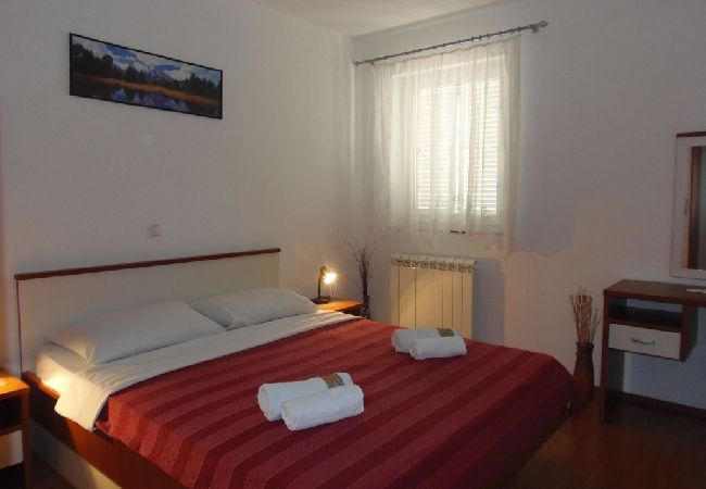 Ferienwohnung in Dramalj - Ferienwohnung in Dramalj mit Meerblick, Balkon, Klimaanlage, W-LAN (4623-10) Ferienwohnung in Dramalj - Ferienwohnung in Dramalj mit Meerblick, Balkon, Klimaanlage, W-LAN (4623-10)