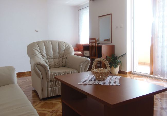 Ferienwohnung in Dramalj - Ferienwohnung in Dramalj mit Meerblick, Balkon, Klimaanlage, W-LAN (4623-11) Ferienwohnung in Dramalj - Ferienwohnung in Dramalj mit Meerblick, Balkon, Klimaanlage, W-LAN (4623-11)