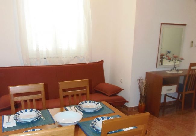 Ferienwohnung in Dramalj - Ferienwohnung in Dramalj mit Meerblick, Balkon, Klimaanlage, W-LAN (4623-12) Ferienwohnung in Dramalj - Ferienwohnung in Dramalj mit Meerblick, Balkon, Klimaanlage, W-LAN (4623-12)