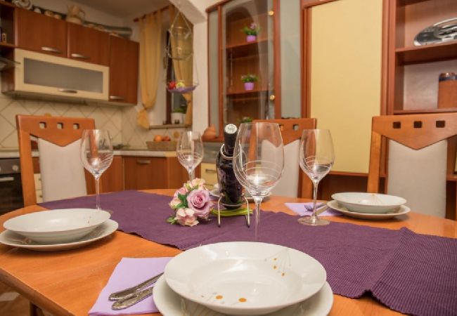 Ferienwohnung in Crikvenica - Ferienwohnung in Crikvenica mit Meerblick, Terrasse, Klimaanlage, W-LAN (4628-4) Ferienwohnung in Crikvenica - Ferienwohnung in Crikvenica mit Meerblick, Terrasse, Klimaanlage, W-LAN (4628-4)