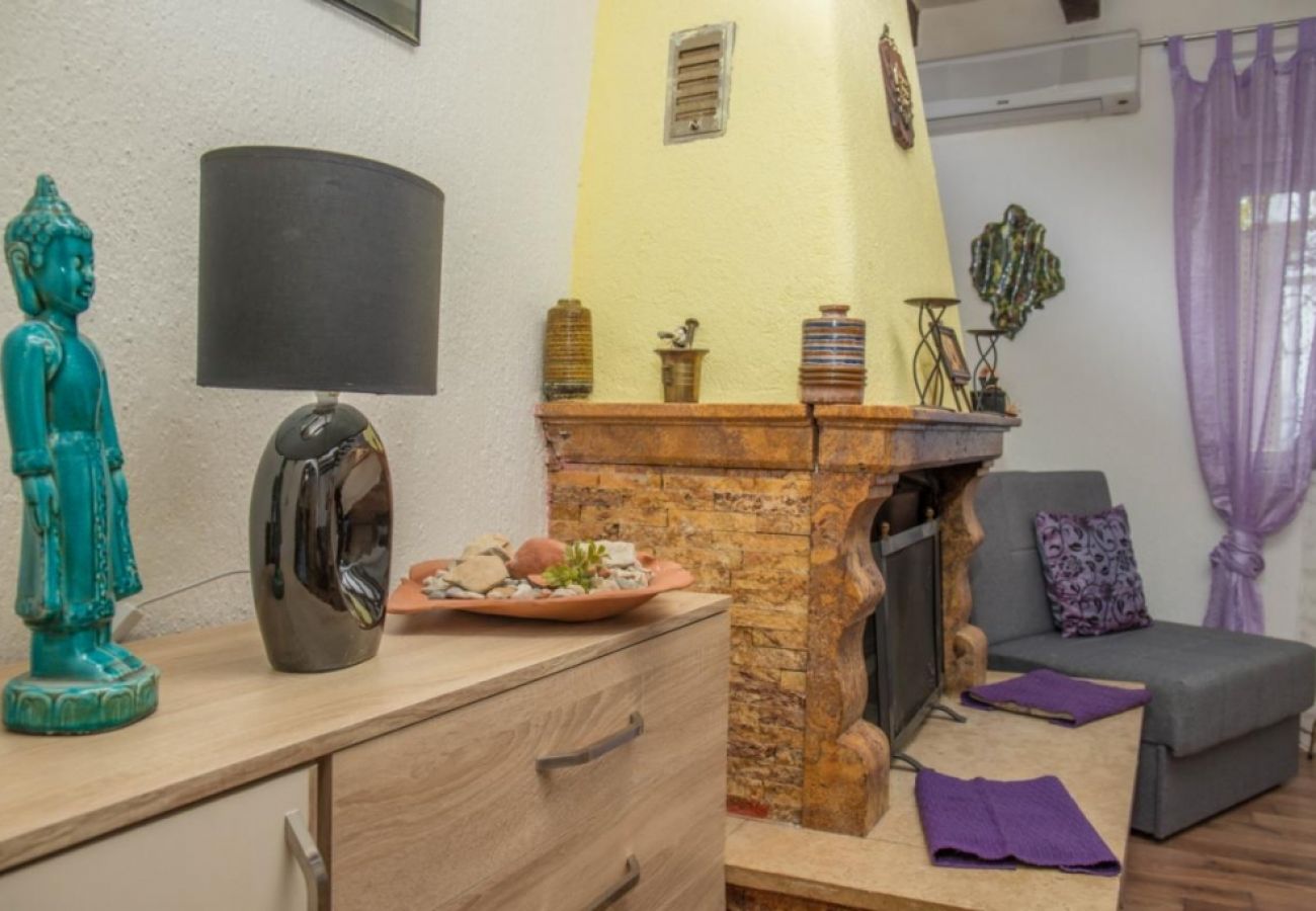 Ferienwohnung in Crikvenica - Ferienwohnung in Crikvenica mit Meerblick, Terrasse, Klimaanlage, W-LAN (4628-4)