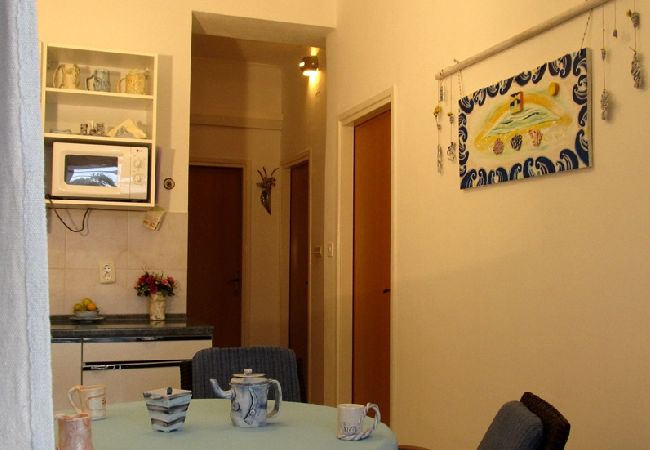 Ferienwohnung in Trogir - Ferienwohnung in Trogir mit Meerblick, Terrasse, Klimaanlage, W-LAN (4655-1) Ferienwohnung in Trogir - Ferienwohnung in Trogir mit Meerblick, Terrasse, Klimaanlage, W-LAN (4655-1)