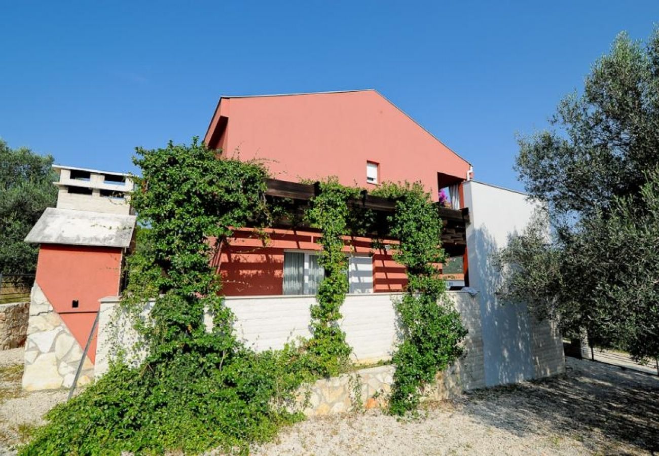 Ferienwohnung in Kali - Ferienwohnung in Kali mit Meerblick, Terrasse, Klimaanlage, W-LAN (4672-1)