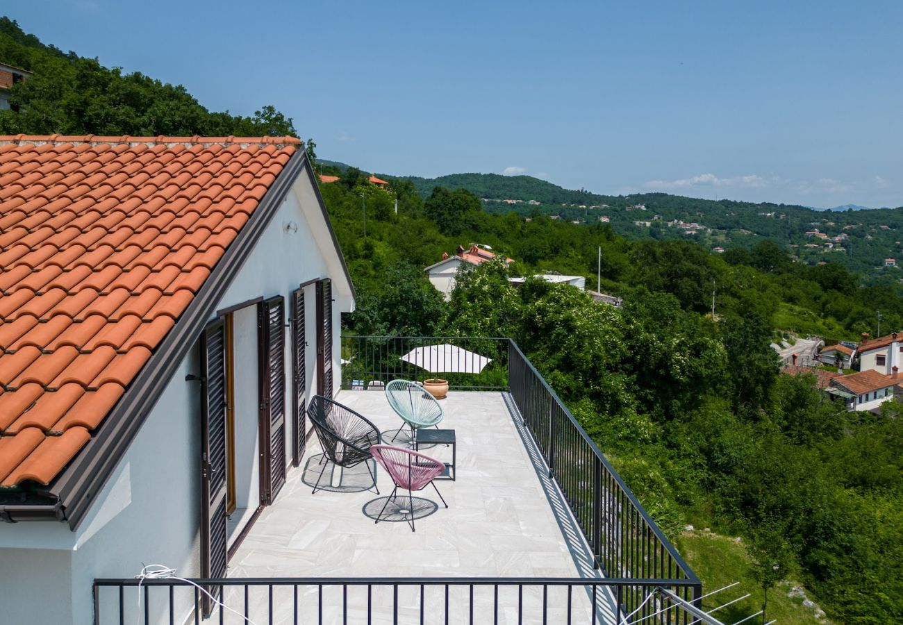 Ferienhaus in Icici - Ferienhaus in Ičići mit Meerblick, Balkon, Klimaanlage, W-LAN (4683-1)