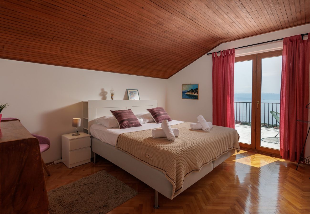 Ferienhaus in Icici - Ferienhaus in Ičići mit Meerblick, Balkon, Klimaanlage, W-LAN (4683-1)