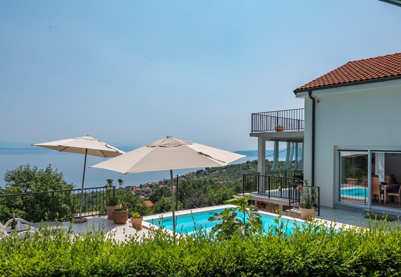 Ferienhaus in Icici - Ferienhaus in Ičići mit Meerblick, Balkon, Klimaanlage, W-LAN (4683-1)
