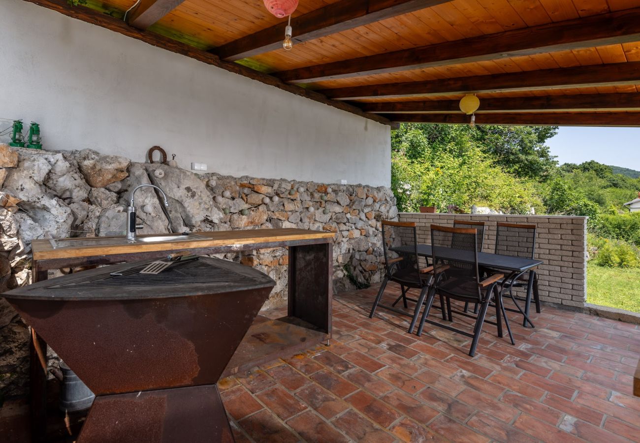 Ferienhaus in Icici - Ferienhaus in Ičići mit Meerblick, Balkon, Klimaanlage, W-LAN (4683-1)