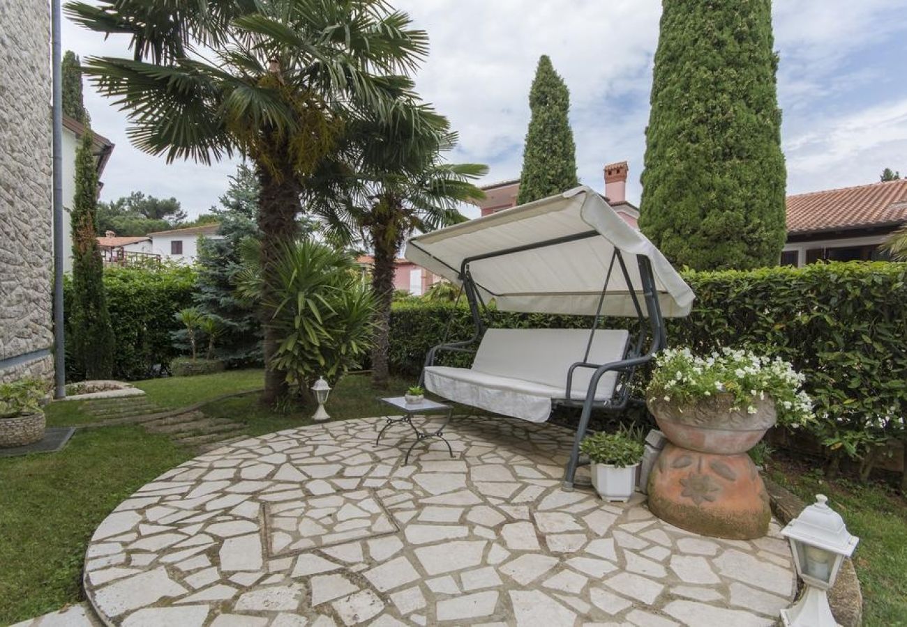 Ferienwohnung in Rovinj - Ferienwohnung in Rovinj mit Terrasse, Klimaanlage, W-LAN, Waschmaschine (4686-1)