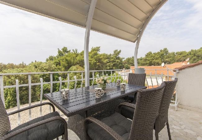 Ferienwohnung in Rovinj - Ferienwohnung in Rovinj mit Terrasse, Klimaanlage, W-LAN, Waschmaschine (4686-3) Ferienwohnung in Rovinj - Ferienwohnung in Rovinj mit Terrasse, Klimaanlage, W-LAN, Waschmaschine (4686-3)