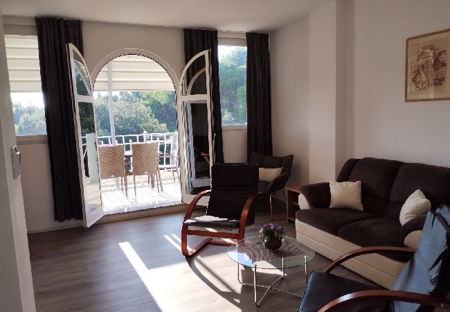Ferienwohnung in Rovinj - Ferienwohnung in Rovinj mit Terrasse, Klimaanlage, W-LAN, Waschmaschine (4686-3) Ferienwohnung in Rovinj - Ferienwohnung in Rovinj mit Terrasse, Klimaanlage, W-LAN, Waschmaschine (4686-3)