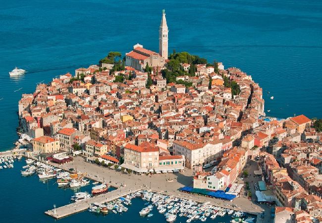 Ferienwohnung in Rovinj - Ferienwohnung in Rovinj mit Terrasse, Klimaanlage, W-LAN, Waschmaschine (4686-3) Ferienwohnung in Rovinj - Ferienwohnung in Rovinj mit Terrasse, Klimaanlage, W-LAN, Waschmaschine (4686-3)