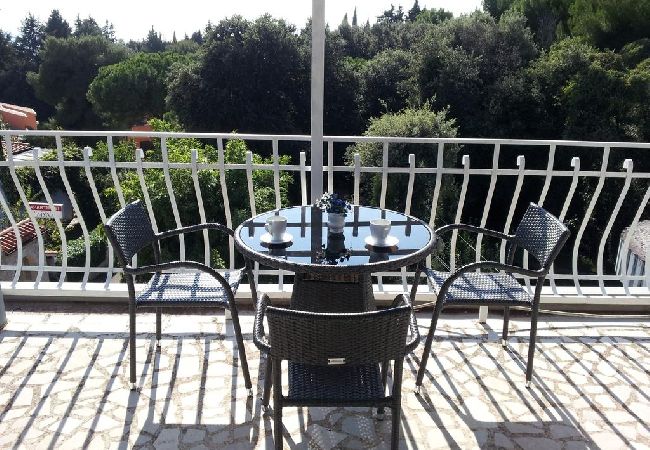Studio in Rovinj - Studioapartment in Rovinj mit Meerblick, Terrasse, Klimaanlage, W-LAN (4686-6) Studio in Rovinj - Studioapartment in Rovinj mit Meerblick, Terrasse, Klimaanlage, W-LAN (4686-6)