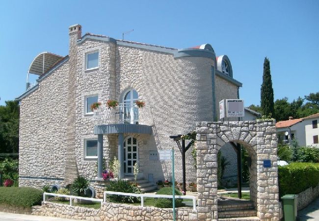 Studio in Rovinj - Studioapartment in Rovinj mit Meerblick, Terrasse, Klimaanlage, W-LAN (4686-6) Studio in Rovinj - Studioapartment in Rovinj mit Meerblick, Terrasse, Klimaanlage, W-LAN (4686-6)