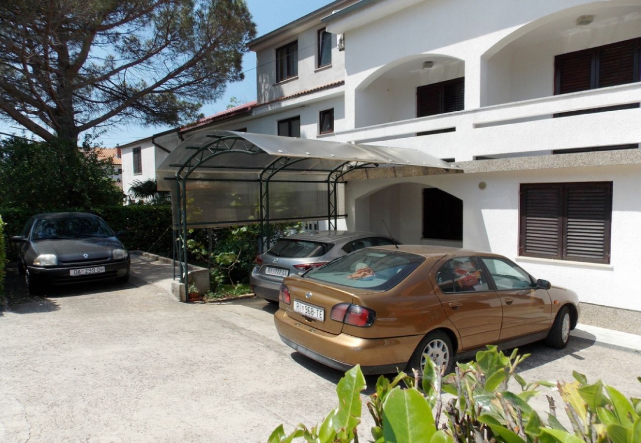 Ferienwohnung in Malinska - Ferienwohnung in Malinska mit Meerblick, Terrasse, Klimaanlage, W-LAN (4690-1)