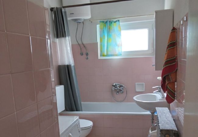 Ferienwohnung in Umag - Ferienwohnung in Umag mit Meerblick, Balkon, Klimaanlage, W-LAN (4735-1) Ferienwohnung in Umag - Ferienwohnung in Umag mit Meerblick, Balkon, Klimaanlage, W-LAN (4735-1)