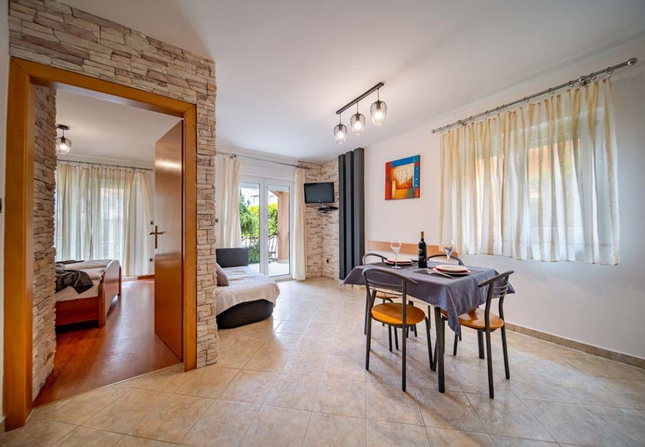 Ferienwohnung in Lopar - Ferienwohnung in Lopar mit Balkon, Klimaanlage, W-LAN (4738-1)