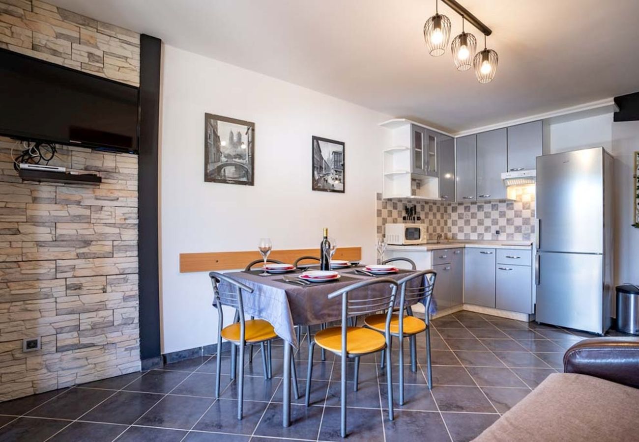 Ferienwohnung in Lopar - Ferienwohnung in Lopar mit Balkon, Klimaanlage, W-LAN (4738-2)