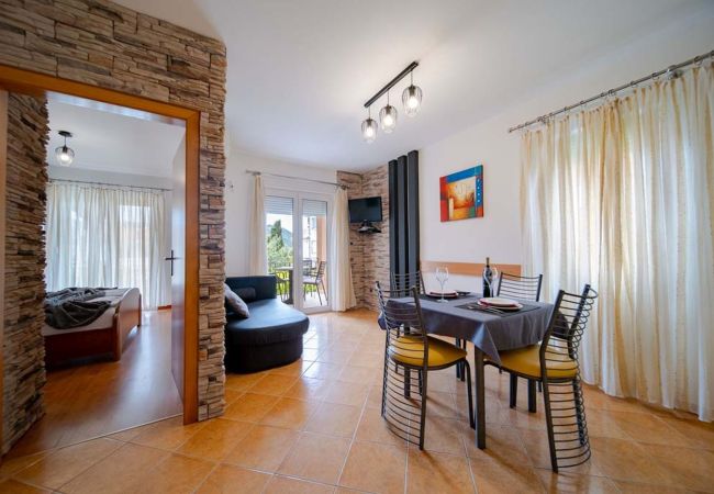 Ferienwohnung in Lopar - Ferienwohnung in Lopar mit Balkon, Klimaanlage, W-LAN (4738-3)