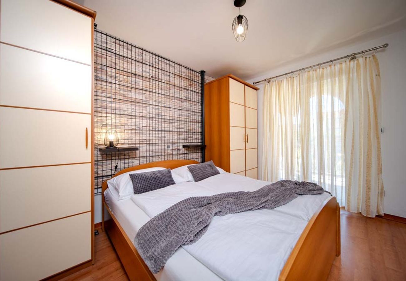 Ferienwohnung in Lopar - Ferienwohnung in Lopar mit Balkon, Klimaanlage, W-LAN (4738-5)