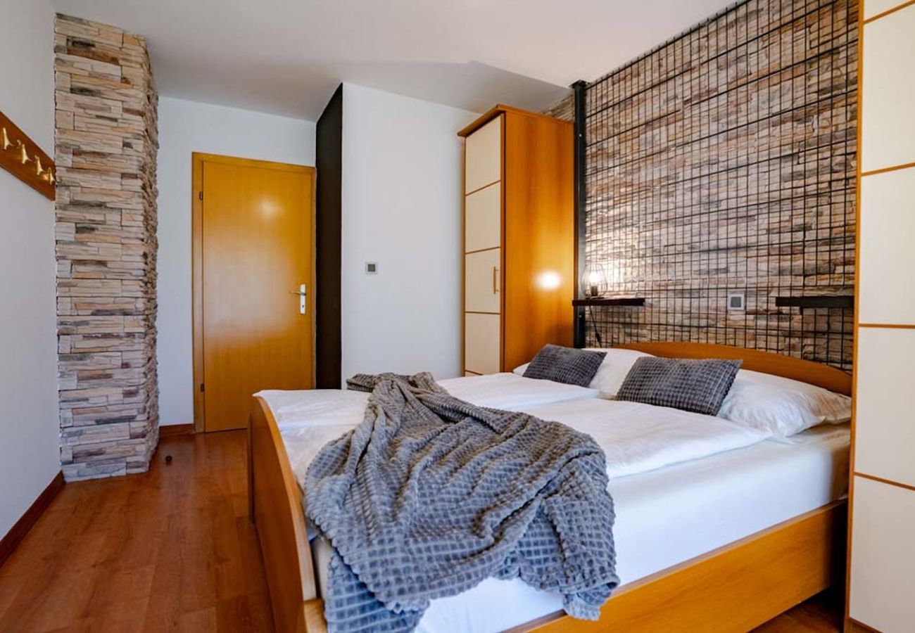 Ferienwohnung in Lopar - Ferienwohnung in Lopar mit Balkon, Klimaanlage, W-LAN (4738-5)