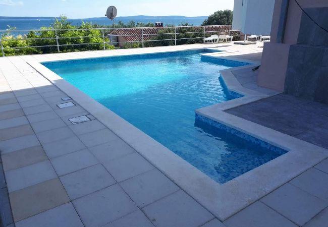 Ferienwohnung in Split - Ferienwohnung in Split mit Meerblick, Terrasse, Klimaanlage, W-LAN (4749-1) Ferienwohnung in Split - Ferienwohnung in Split mit Meerblick, Terrasse, Klimaanlage, W-LAN (4749-1)