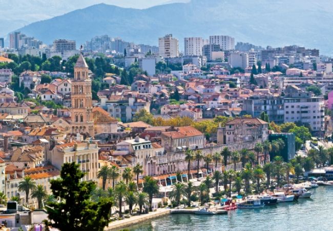 Ferienwohnung in Split - Ferienwohnung in Split mit Meerblick, Terrasse, Klimaanlage, W-LAN (4749-1) Ferienwohnung in Split - Ferienwohnung in Split mit Meerblick, Terrasse, Klimaanlage, W-LAN (4749-1)