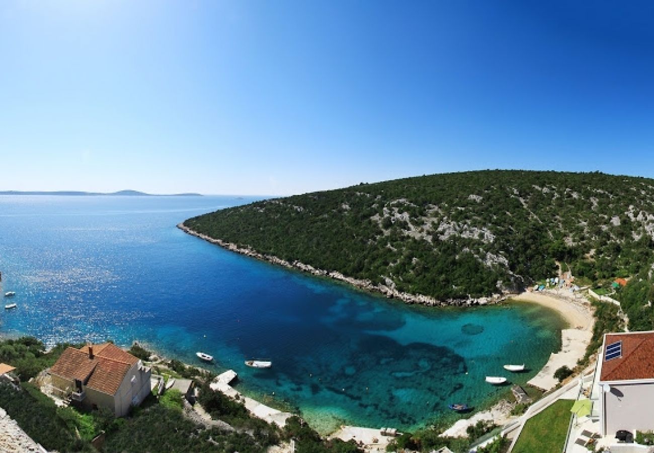 Ferienwohnung in Vinišce - Ferienwohnung in Vinišće mit Balkon, Klimaanlage, W-LAN, Waschmaschine (4753-1)