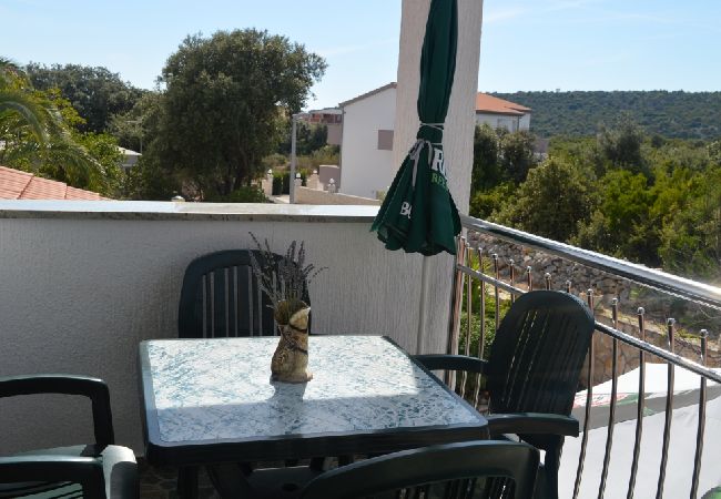 Ferienwohnung in Vinišce - Ferienwohnung in Vinišće mit Balkon, Klimaanlage, W-LAN, Waschmaschine (4753-2) Ferienwohnung in Vinišce - Ferienwohnung in Vinišće mit Balkon, Klimaanlage, W-LAN, Waschmaschine (4753-2)